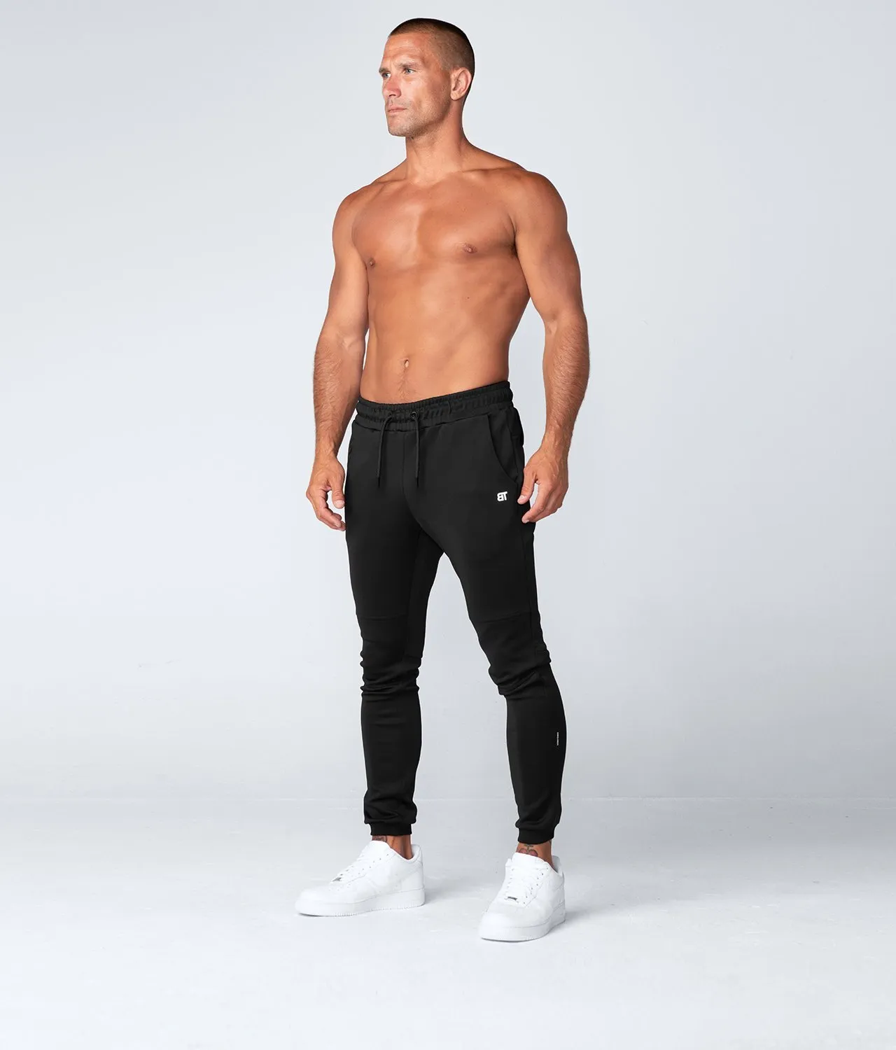 Born Tough Momentum Fitted Signature Crossfit Jogger Pants For Men Black