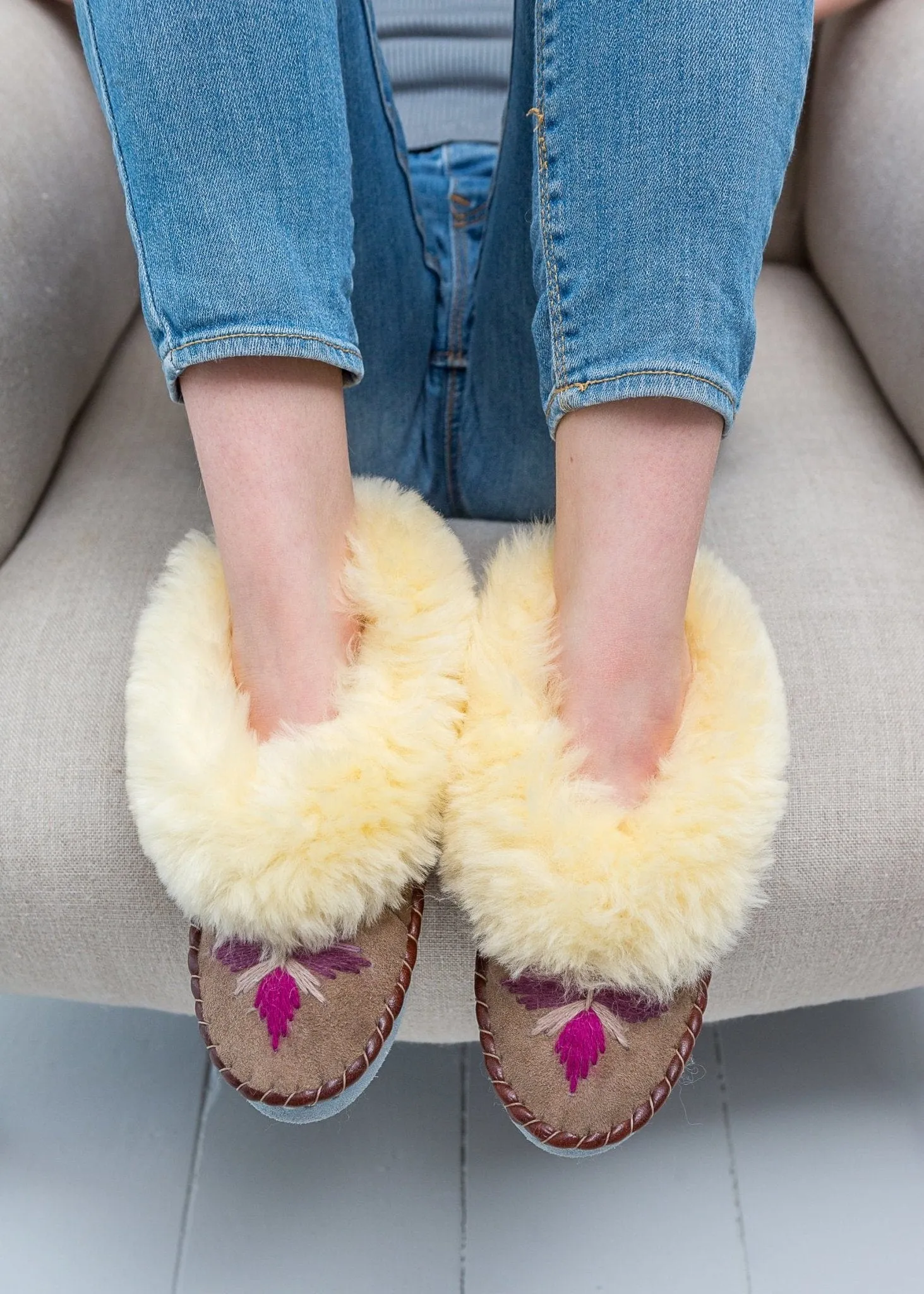 Children's Sheepskin Moccasins – Rhubarb