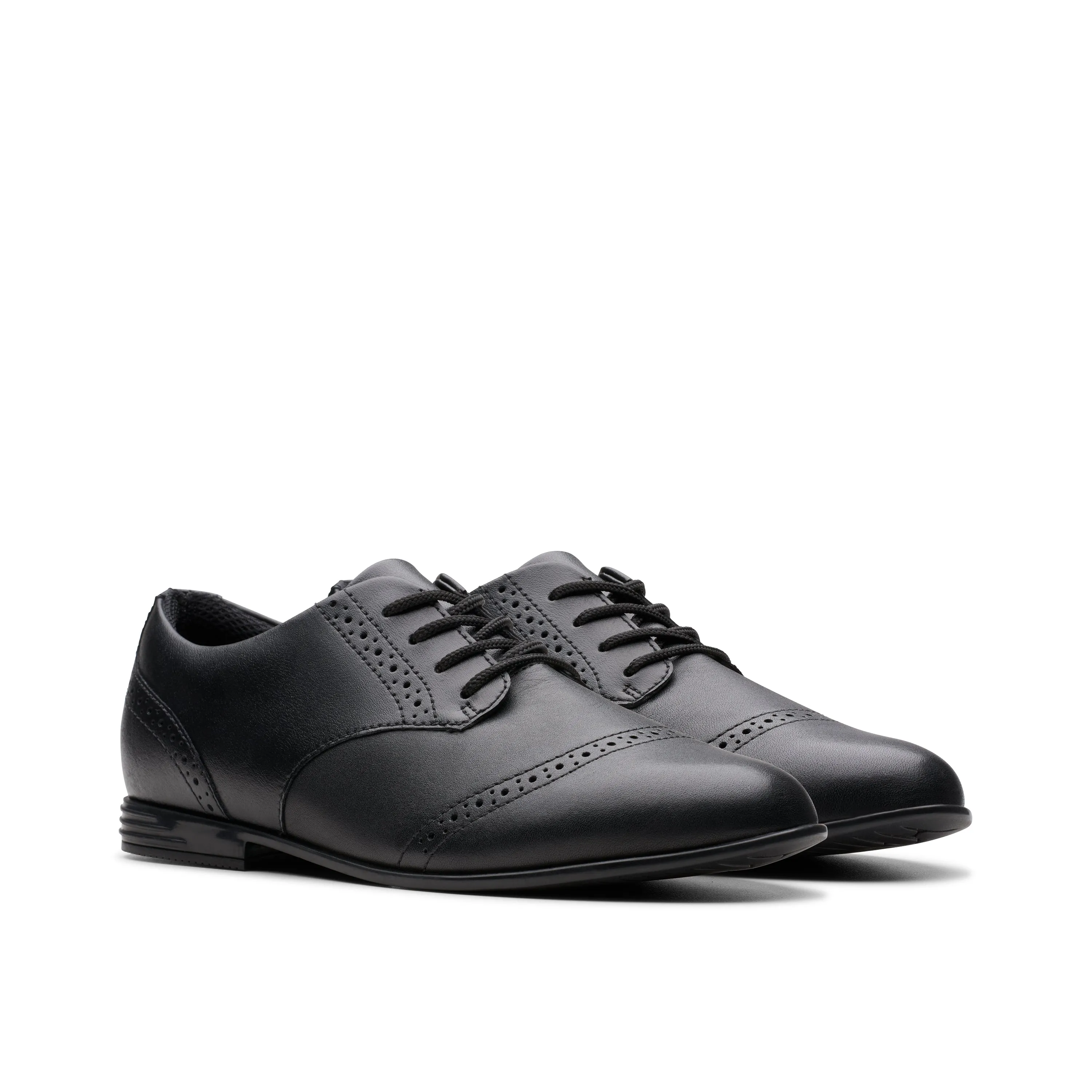 Clarks Finja Brogue Y Girls Black School Shoe