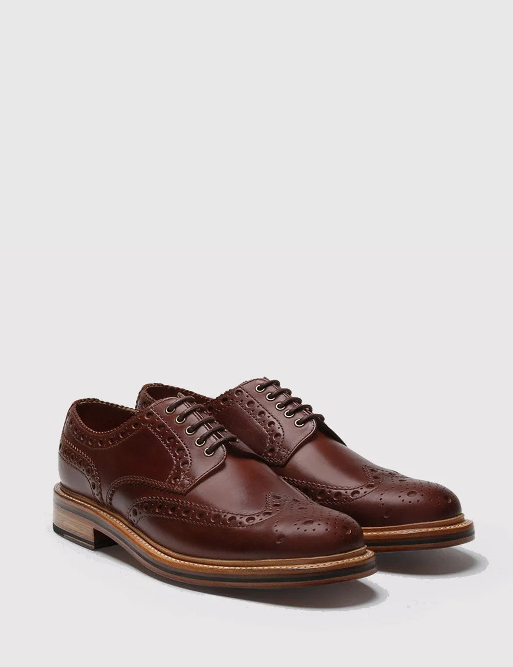 Grenson Archie Brogue Shoes - Chestnut Brown