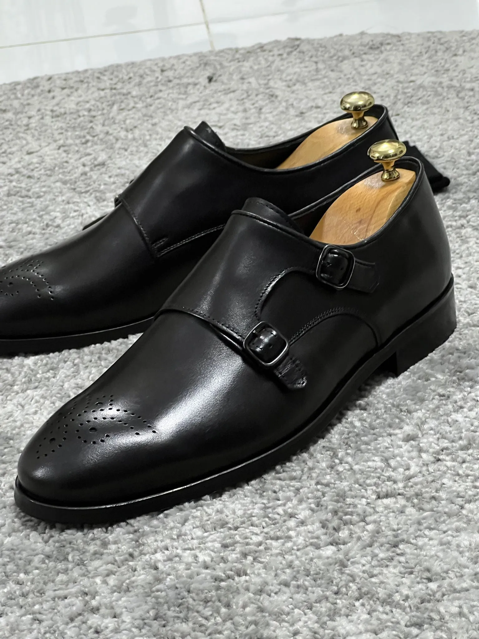 Louis Special Edition Neolite Sole Double Monk Stap Black Shoes